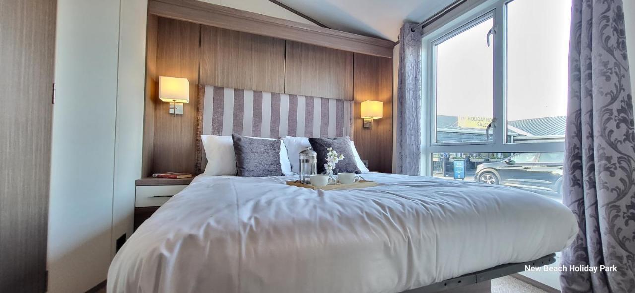 13 The Meadows New Beach Holiday Park Apartment Димчърч Екстериор снимка