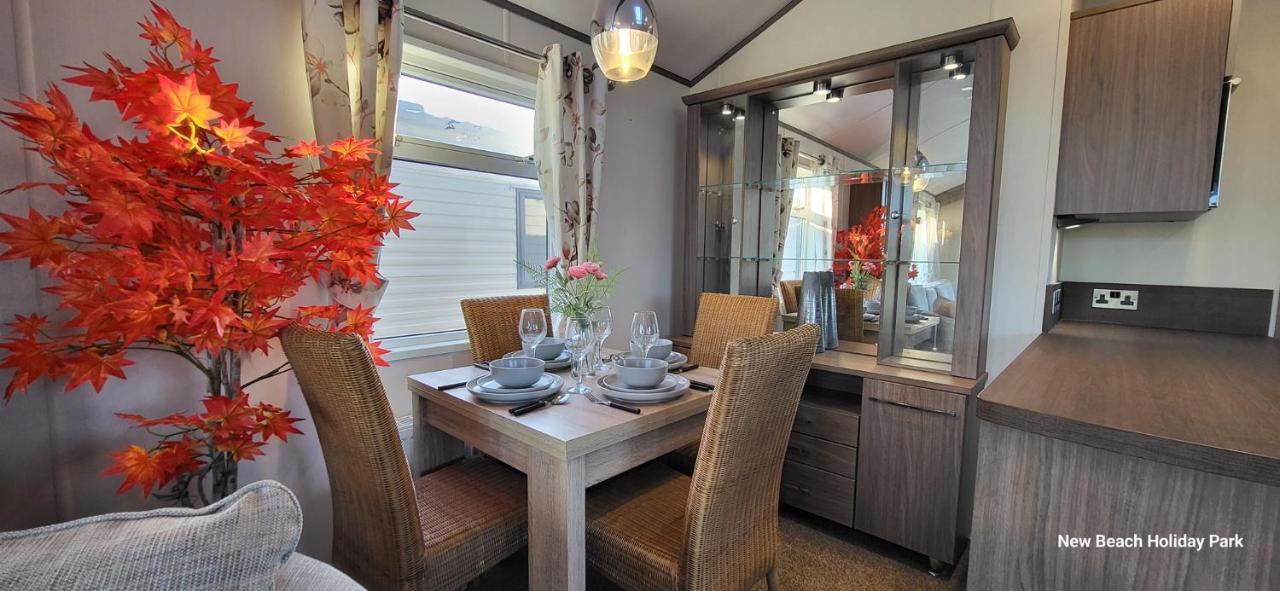 13 The Meadows New Beach Holiday Park Apartment Димчърч Екстериор снимка