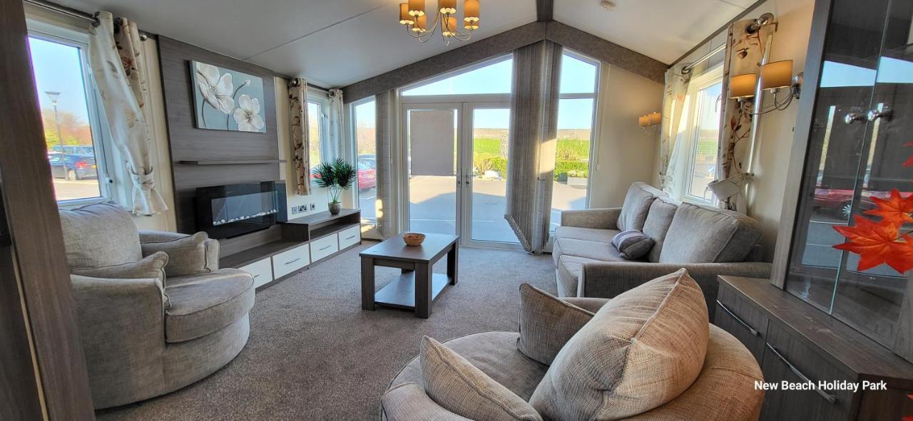 13 The Meadows New Beach Holiday Park Apartment Димчърч Екстериор снимка